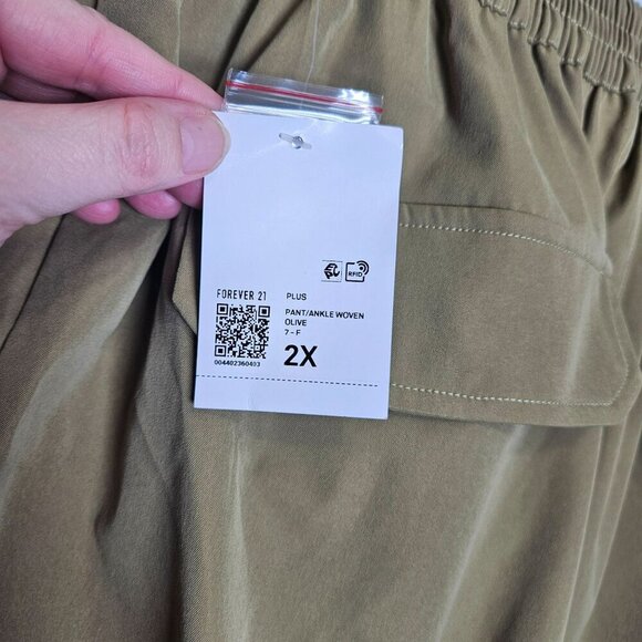 Forever 21 + Olive Green Plus Size 2X Cargo Pants Joggers Elastic Waist Cuffs - Picture 3 of 10